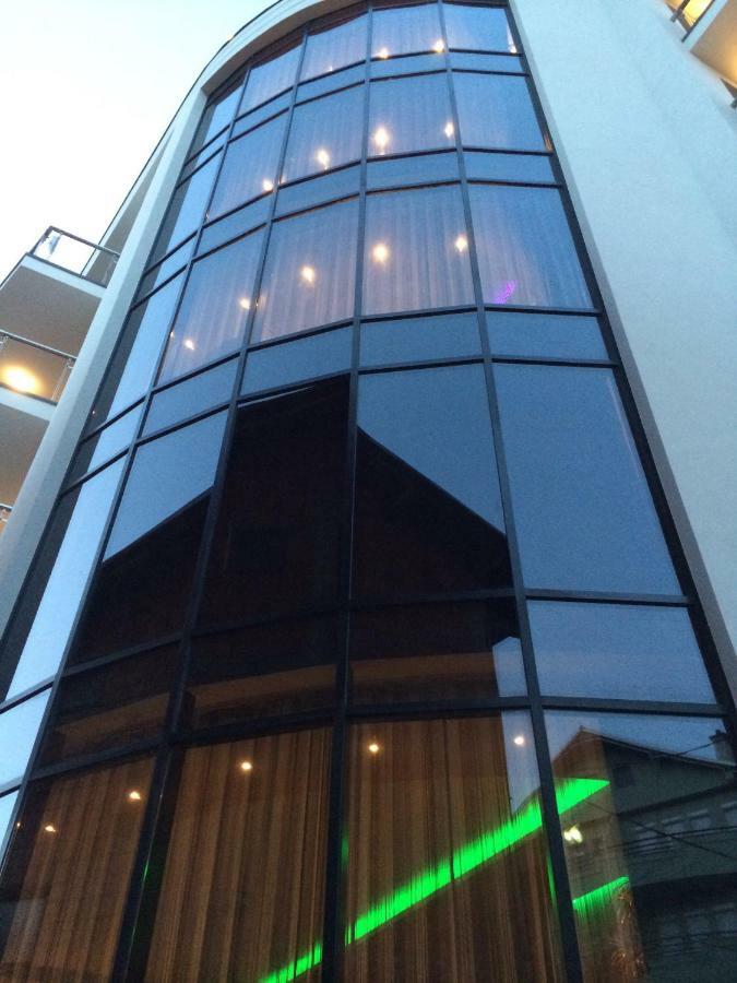 Bentley Apartments 普里什蒂纳 外观 照片